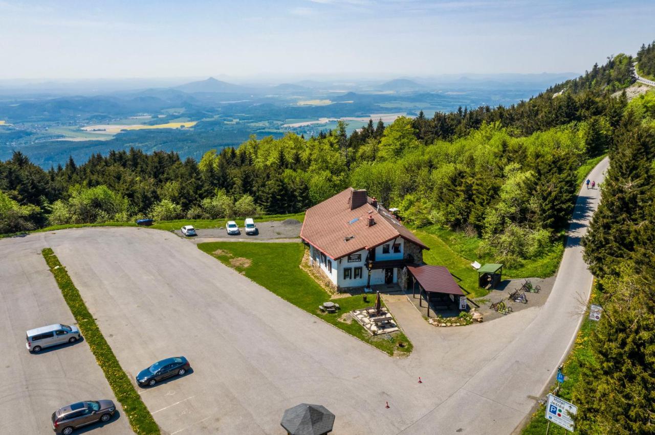 Horska Chata Jestedka Svetla pod Jestedem Extérieur photo